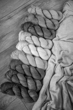 Charger l'image dans la galerie, Pluie d'automne uni