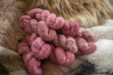 Charger l'image dans la galerie, Patinoire
