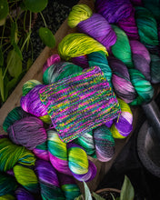 Charger l&#39;image dans la galerie, Nightshades
